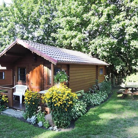 Bungalow In Lubin At 300 M From The Lake Buitenkant foto