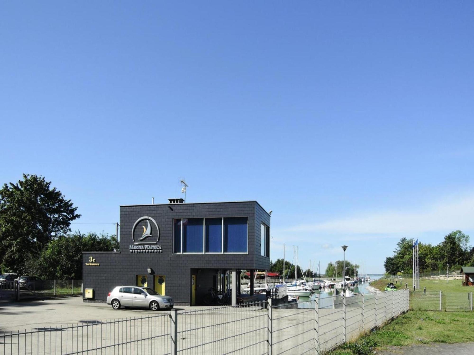 Bungalow In Lubin At 300 M From The Lake Buitenkant foto