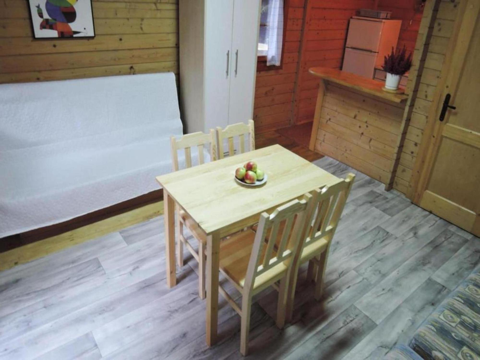 Bungalow In Lubin At 300 M From The Lake Buitenkant foto